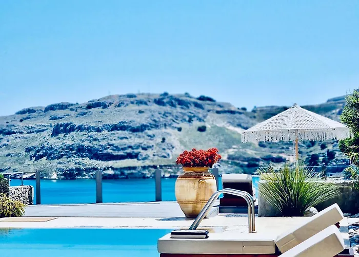 Villa Kalliopi On Rhodes Ama 0 0 0 0 3 6 6 0 4 0 3 *